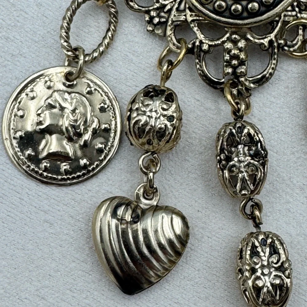Vintage Nordic Style Dangle Charm‎ Brooch Black Cabochon Coin Heart Silver Tone